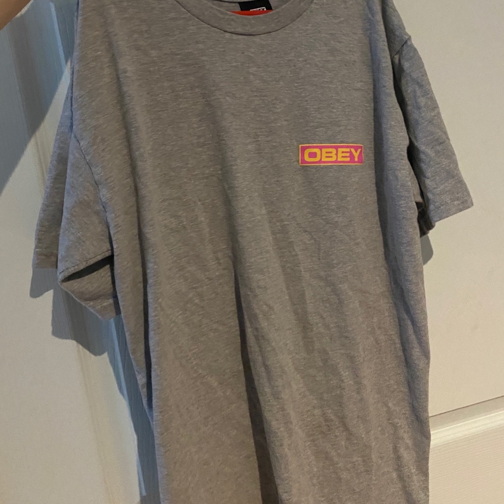 OBEY tee - Picture 2 of 2